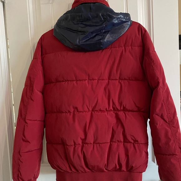 Zara Man Red Puffer Jacket - Picture 2 of 4